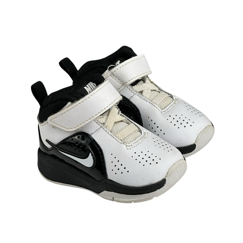 Nike Team Hustle Toddler Shoes Sz 3C 599189-100 White Black Basketball Sneakers